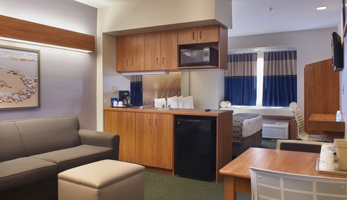 Studio Suite, 1 Queen Bed, Non Smoking