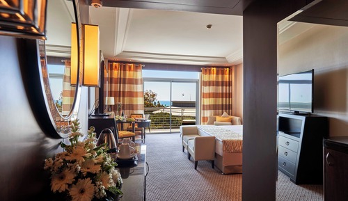 Superior Room, Partial Sea View