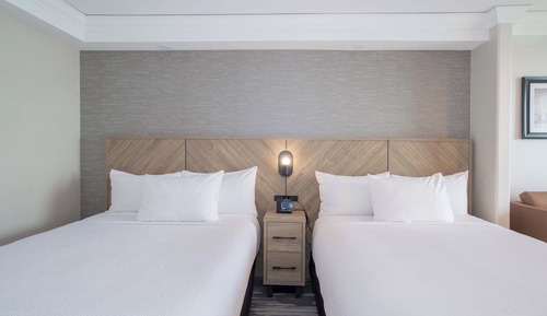 Grand Room, 2 Queen Beds, Balcony