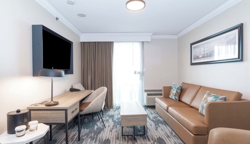Grand Suite, 1 King Bed, Kitchen (Washer Dryer, Balcony)