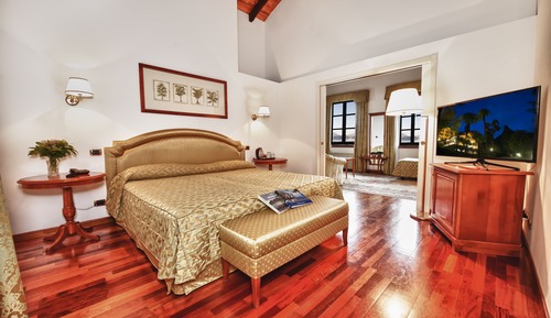 Family Suite, 1 Bedroom, Lake View