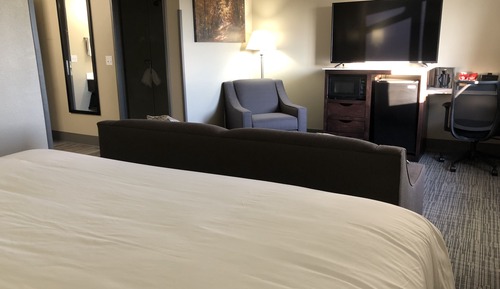 Studio Suite, 1 King Bed with Sofa bed, Non Smoking