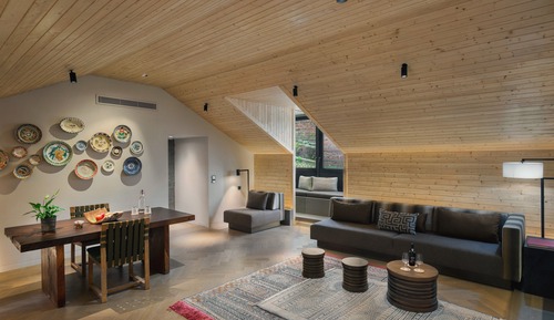 Vineyard Rooftop Suite