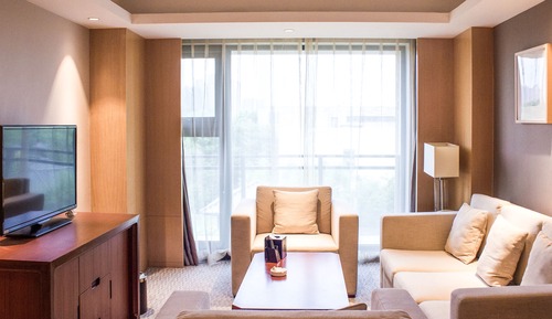 Senior Suite
