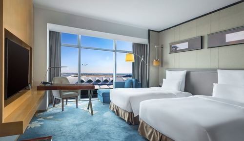 Executive Twin Room, 2 Twin Beds, Business Lounge Access, View