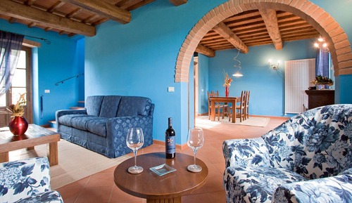 Deluxe Apartment, 2 Bedrooms, Kitchen, Garden Area (Merlo)