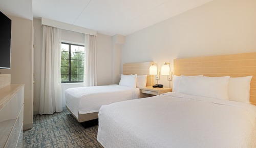 Suite, 2 Double Beds (Mobility & Hearing, Bathtub)