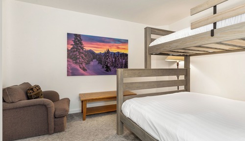 Condo, 3 Bedrooms (Unit 611)