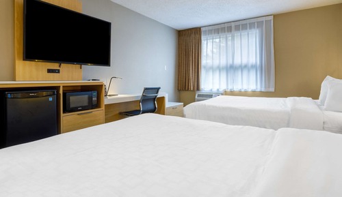 Standard Room, 2 Queen Beds, Non Smoking