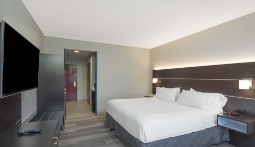 Standard Room, 1 King Bed