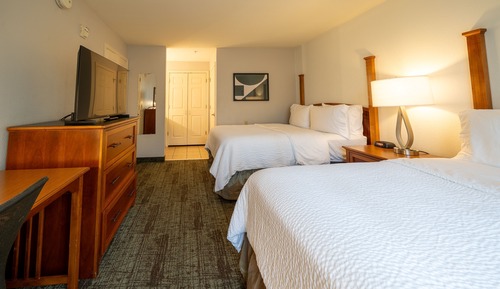 Suite, 2 Bedrooms, Accessible, Non Smoking (Tub, Comm Accessible, Kitchen)