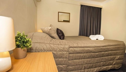 Condo, 3 Bedrooms