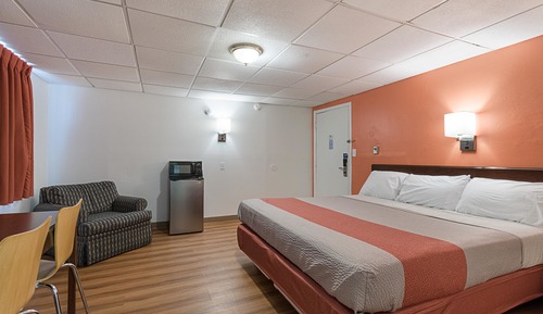 Standard Room, 1 King Bed, Non Smoking