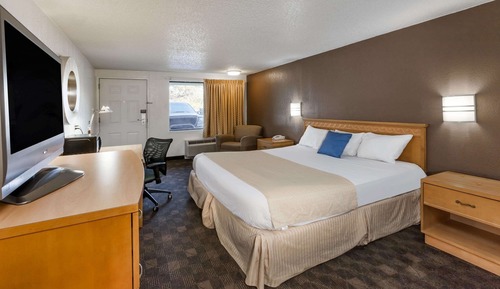 Suite, 1 King Bed
