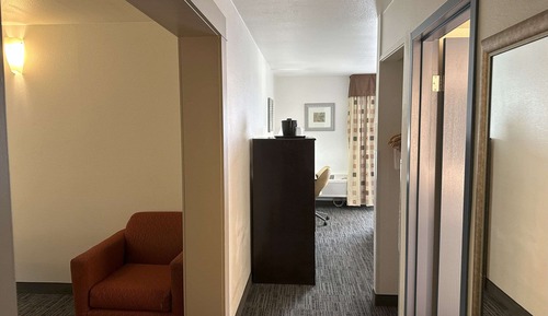Suite, Multiple Beds, Non Smoking