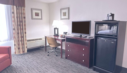 Suite, 1 King Bed with Sofa bed, Accessible, Non Smoking