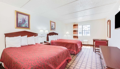 Double Room, 2 Double Beds