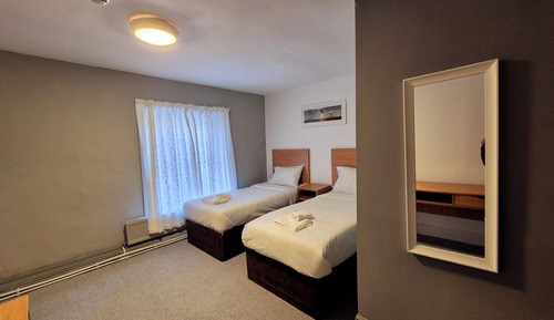 Standard Room, 2 Twin Beds
