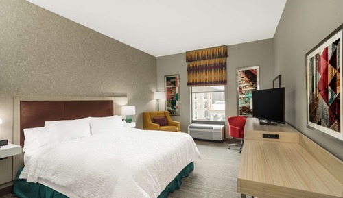 Room, 1 King Bed, Accessible (Hearing)