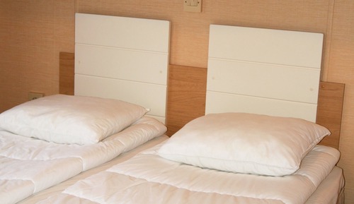 Mobile Home, Private Bathroom
