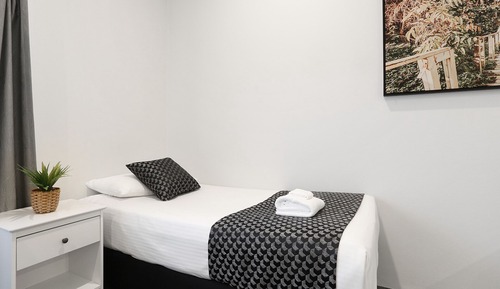 Deluxe Suite, Multiple Beds