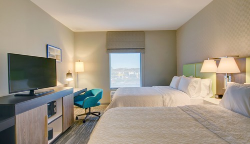 Room, 2 Queen Beds, Accessible, Bathtub (Mobility & Hearing)