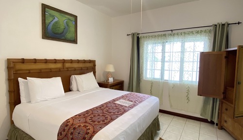 Superior Double Room, 1 King Bed, Pool View, Ground Floor
