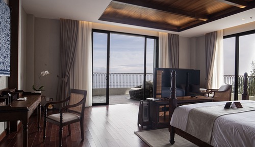 Platinum Suite