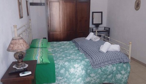 Double Room, 1 Queen Bed with Sofa bed (Vite)
