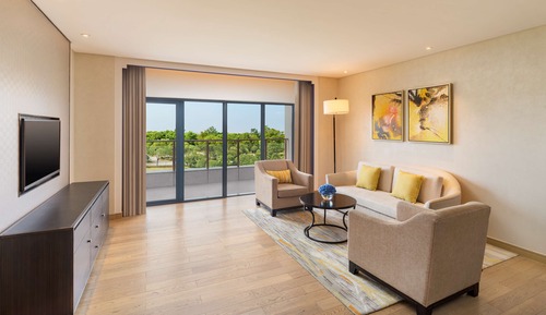 Junior Suite-Garden View-1 King