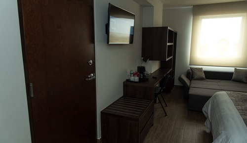 Room, 2 Bedrooms (Master)