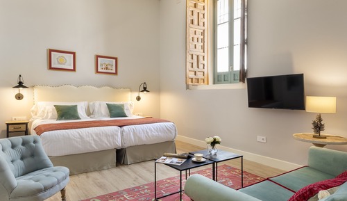 Family Apartment (4 People)