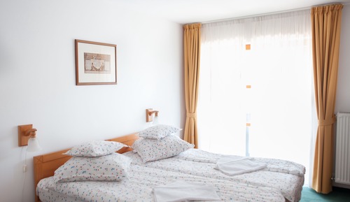 Standard Double Room, Slope side