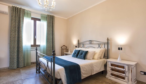 Premium Double Room, Ensuite, Garden View