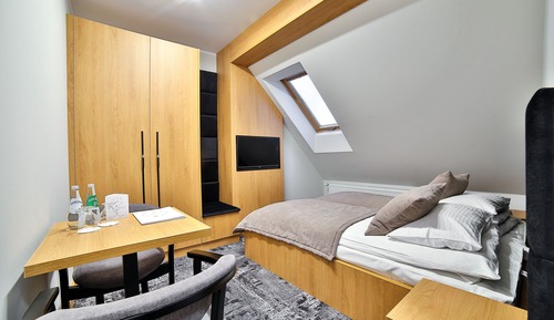 Standard Double or Twin Room, Mountainside
