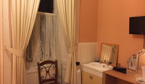 Economy Single Room, Shared Bathroom