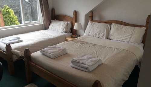 Economy Triple Room, Multiple Beds