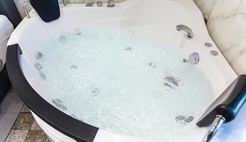 Room (B203 (Couple room/Whirlpool spa))