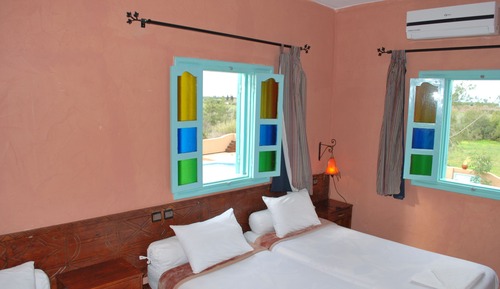 Triple Room (Akal)