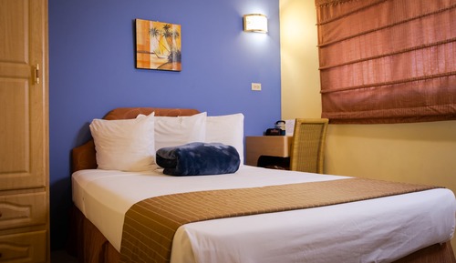 Standard Room, 1 Double Bed, Private Bathroom, Poolside