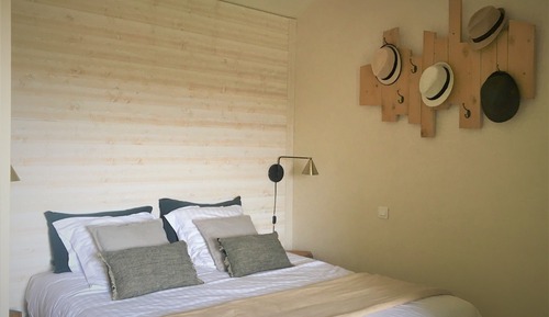 Superior Double Room, Private Bathroom, Garden View