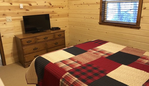 Deluxe Cabin, Multiple Beds