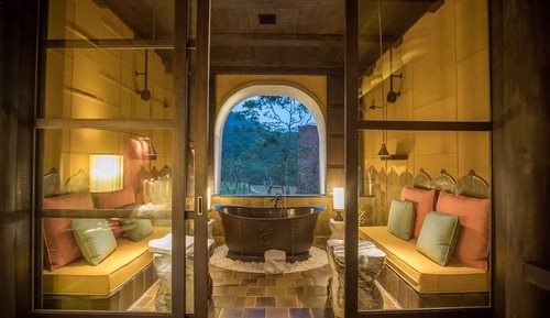 Junior Suite, 1 King Bed (Forest View. Legacy Prvileges)