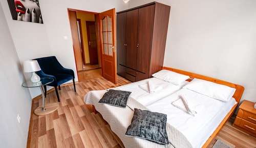Apartment (1D)