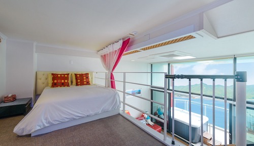 Room (Marine)