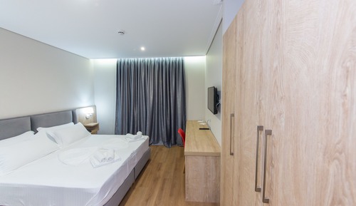 Deluxe Double or Twin Room, Balcony