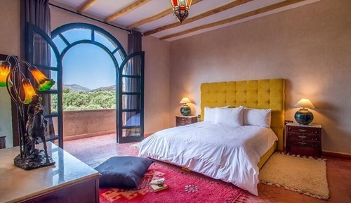 Room, Mountain View
