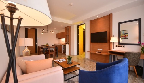 One Bedroom Suite