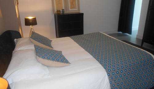 Comfort Suite, Garden View (Fleur Bleue)