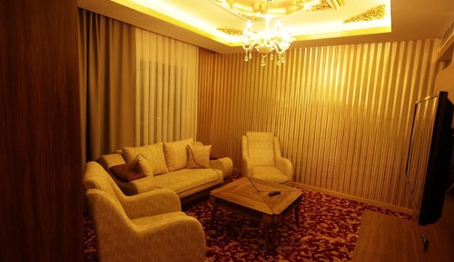 Presidential Suite, City View